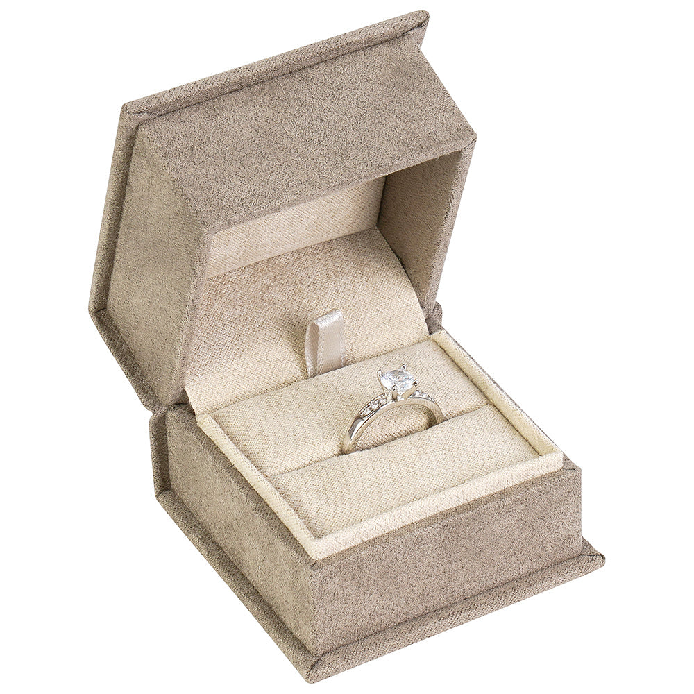 alert-suede-single-ring-earring-box