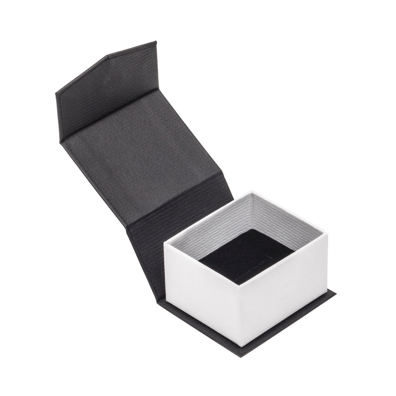 Magnetic V-Front Ring Box